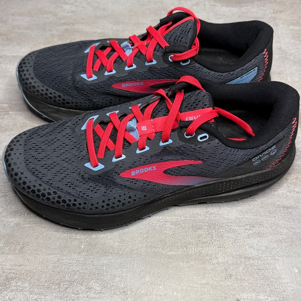 Brooks Divide 3 Womens Pink Black Hiking Running Sneakers Size 8.5 - Picture 3 of 6